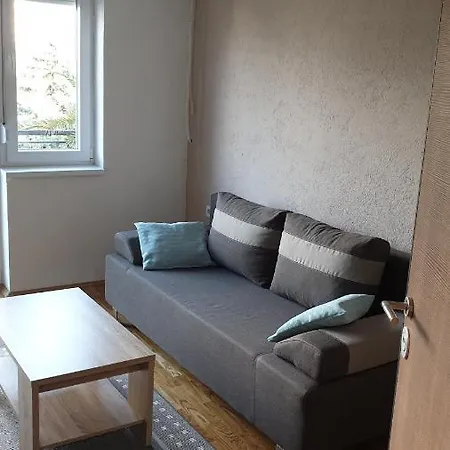In Center דירה קומאנובו